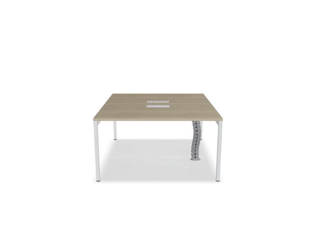 Doppelschreibtisch Ogi Y Bench von Mdd in Honigeiche mit schwarzem Metallgestell, Tischplatte für zwei Arbeitsplätze nebeneinander.