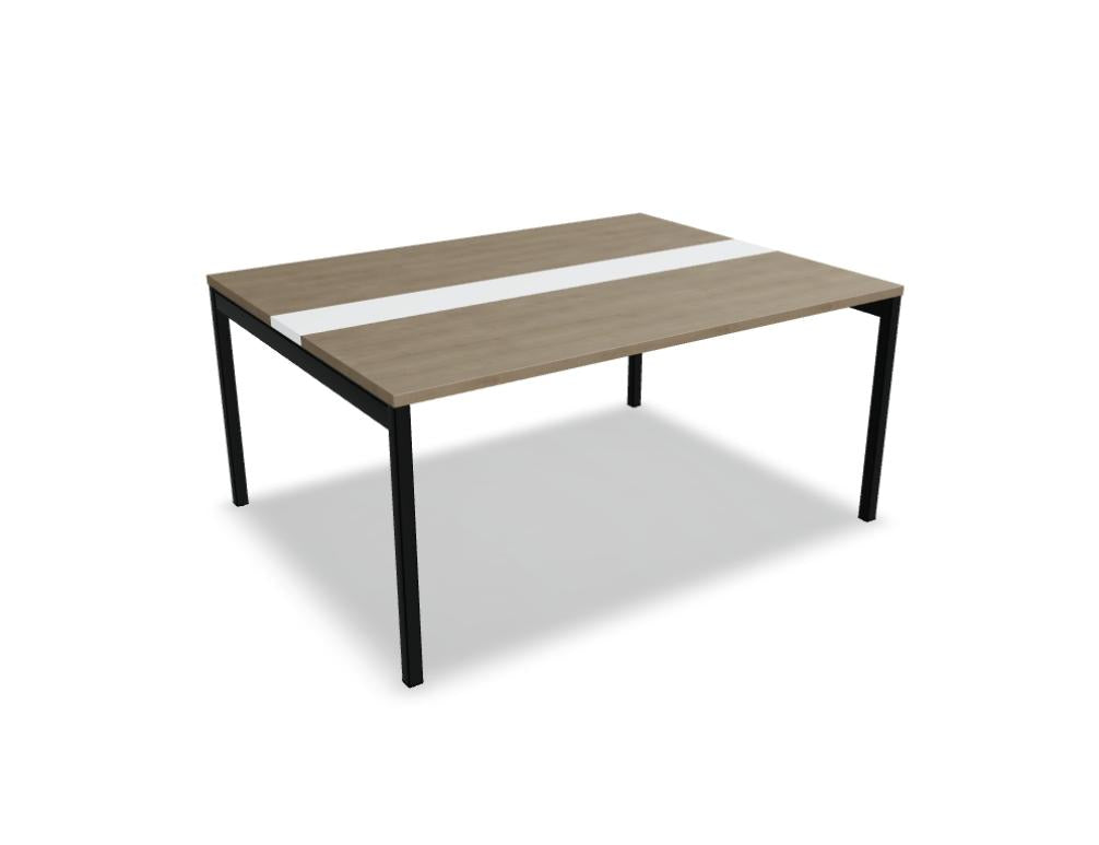 Foto eines eleganten Esstischs Ogi Y SY46 von MDD: heller Holzton, schlankes zeitloses Design, glatte Oberfläche, passende Sitzmöbel, modernes Interiors-Statement.