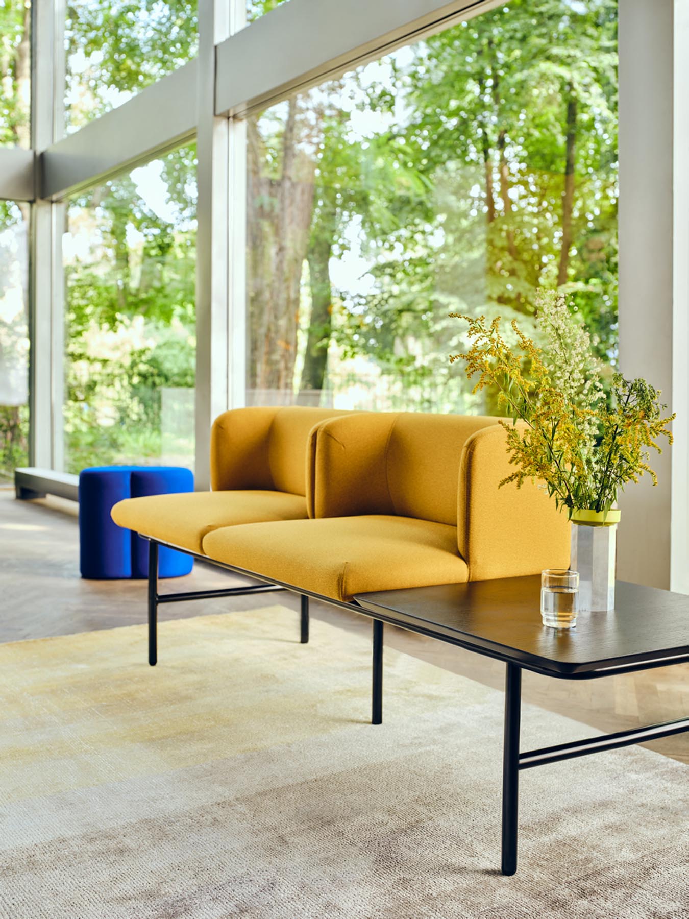 Elegantes modulares Sofa Agora AR11 von Mdd, ideal für stilvolle Lounges, mit anpassbaren Elementen und zeitgemäßem Design.