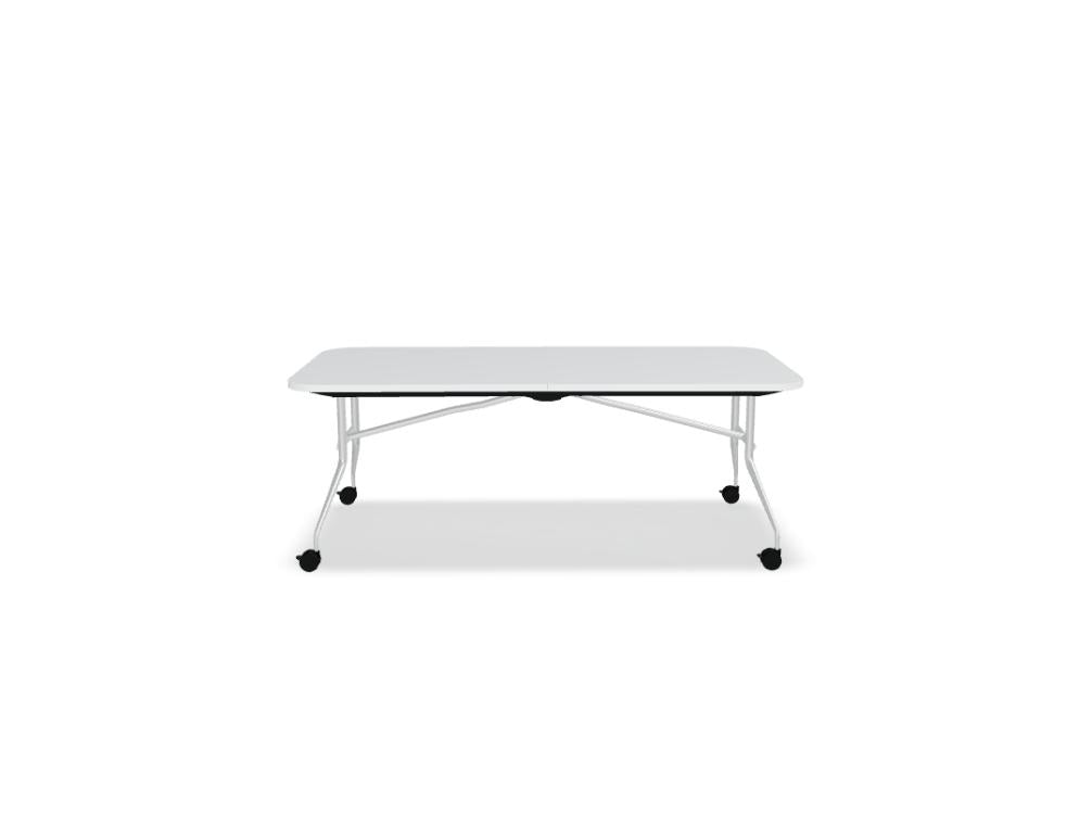 Bild eines Plica PCZ01 Klapptisch-Konferenztisch von Mdd, geöffneter Tisch mit schmalem Metallgestell, robuster Holz-Tischplatte, mobil einsetzbar, modernes Design, klare Linien