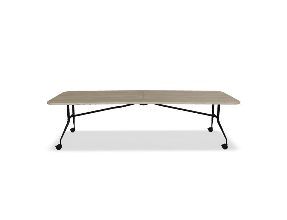 Klapptisch Plica PCZ032 von MDD in neutralem Konferenzraum, kompakt zusammengeklappt, Holz- oder Holzoptik-Tischplatte, stabile Metallkonstruktion, flexibler Einsatz für Meetings.