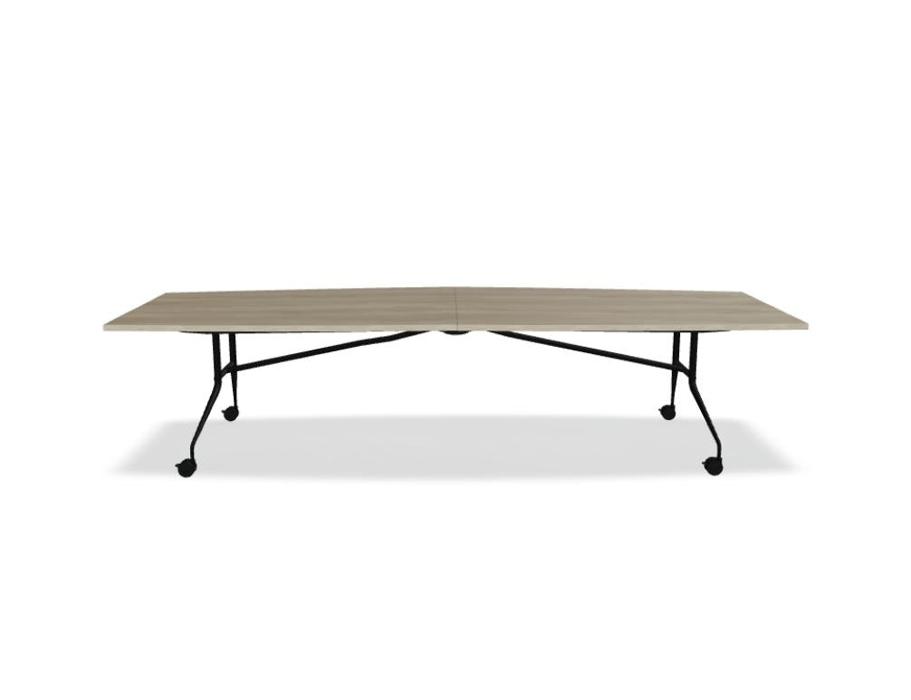 Bild zeigt den Plica PCB052 Klapptisch von MDD, ein moderner Konferenztisch mit Holzplatte und schwarzem Metallgestell, kompakt zusammenklappbar für flexible Meeting-Räume.