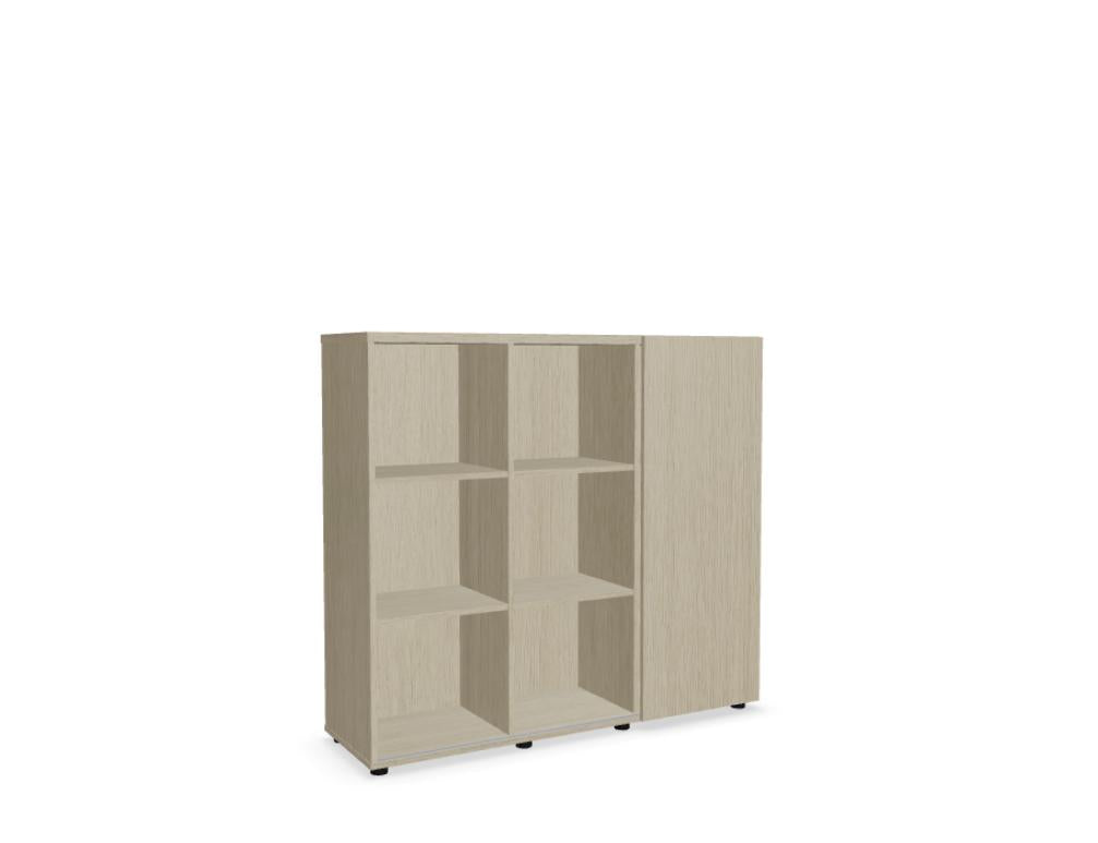 Langlebiger Quando Q315 Büroschrank in hellem Holzfinish mit Aluminiumgriffen, praktischer Schiebetüren-Anordnung und sicherem Innenregal, geeignet für moderne Büro- oder Chefzimmer-Einrichtung.