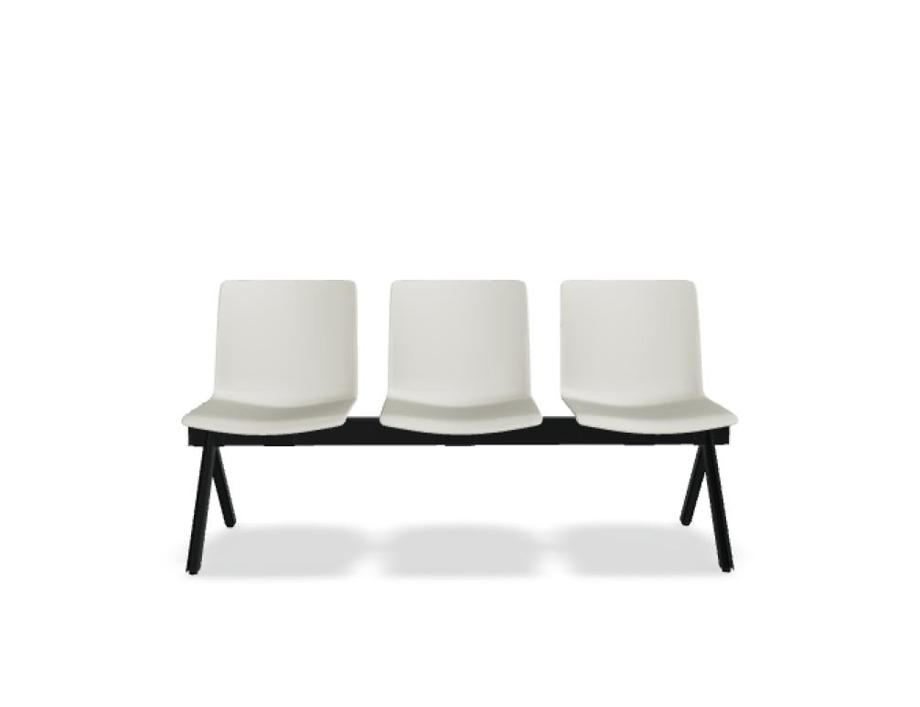 Shila SH3S Sitzbank von Mdd mit gepolsterter Sitzfläche und schlichtem Metallgestell, ideal für moderne Wartebereiche.