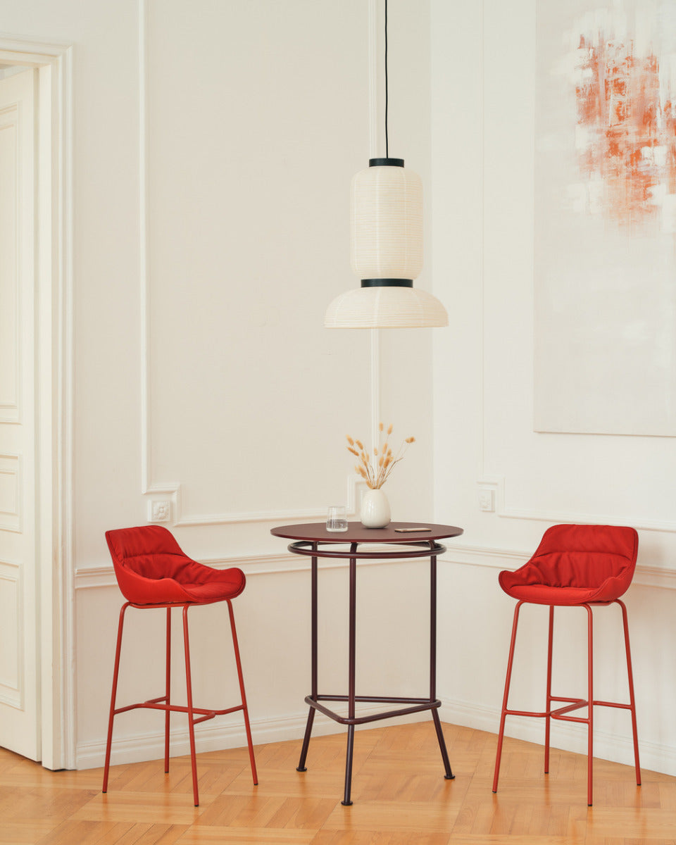 Eleganter Baltic Soft Duo BL5P24H Barhocker von Mdd, ideal für stilvolle Bars und Restaurants, vereint Komfort und modernes Design.