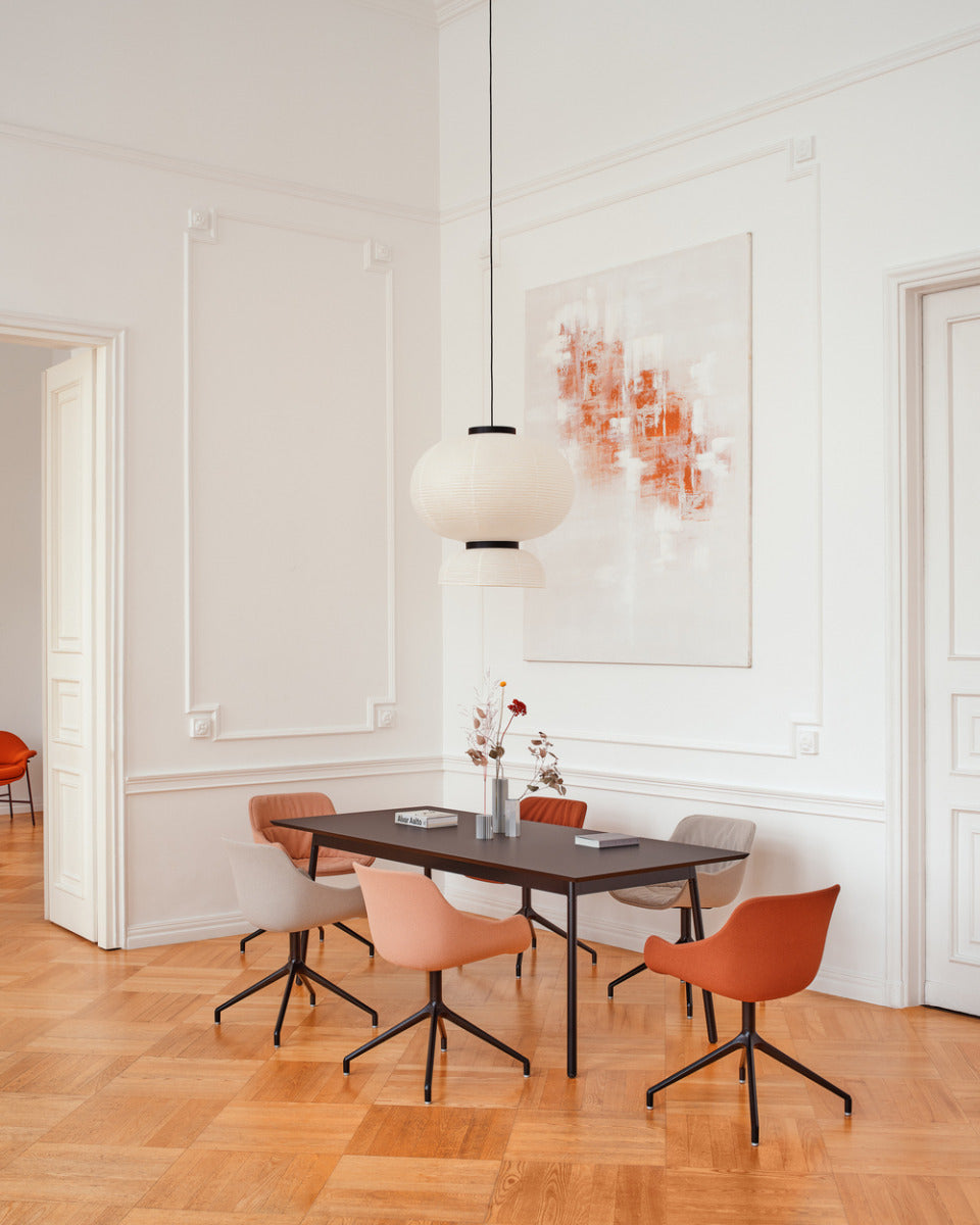 Eleganter Drehstuhl Baltic Soft Duo BL5P19K von Mdd, perfekt für stilvolle Büros und Homeoffices, bietet Komfort und modernes Design.