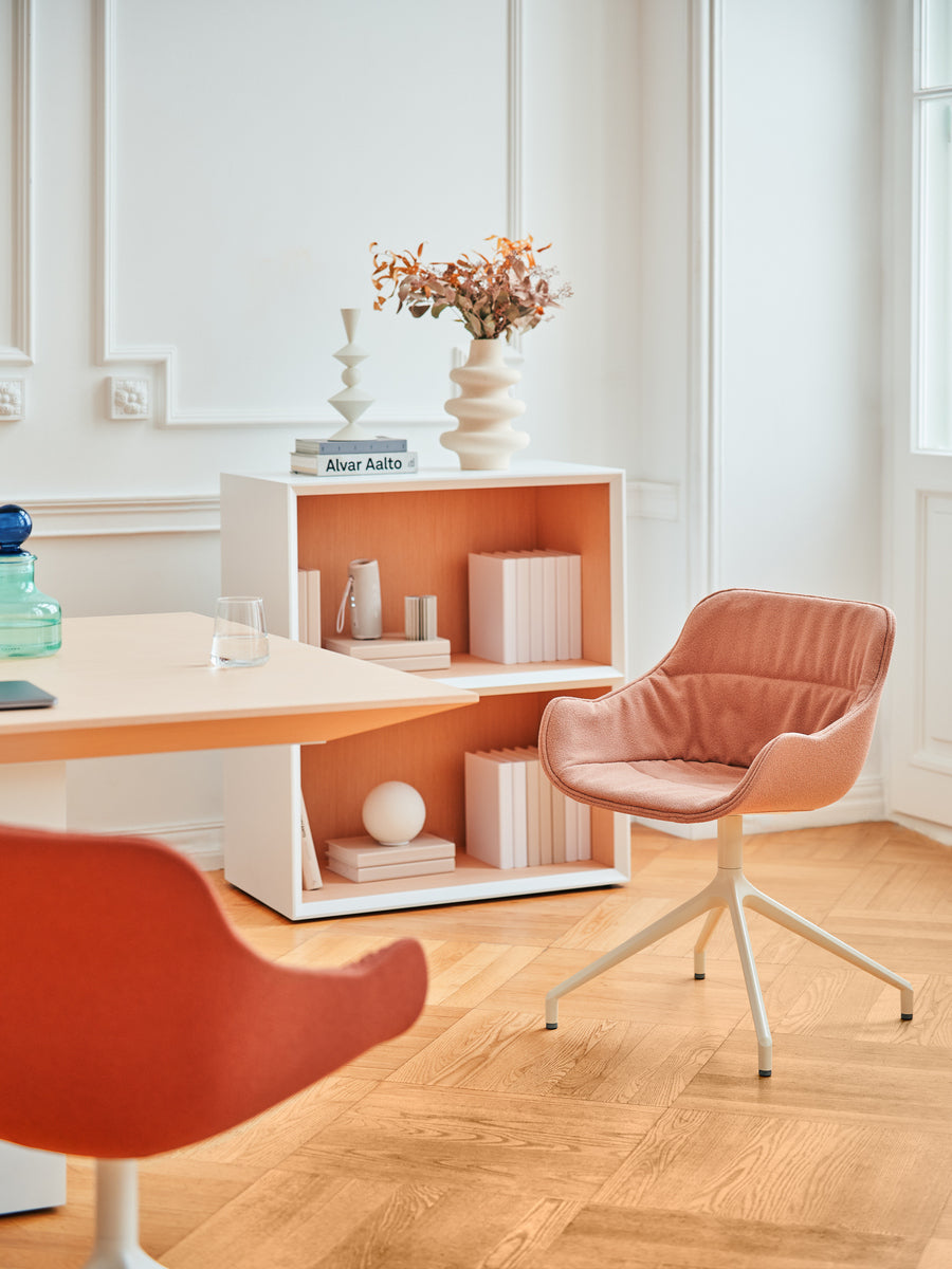 Moderner Drehstuhl Baltic Soft Duo BL5P19K von Mdd, ideal für kreative Arbeitsumgebungen, vereint Funktionalität und ansprechendes Design.