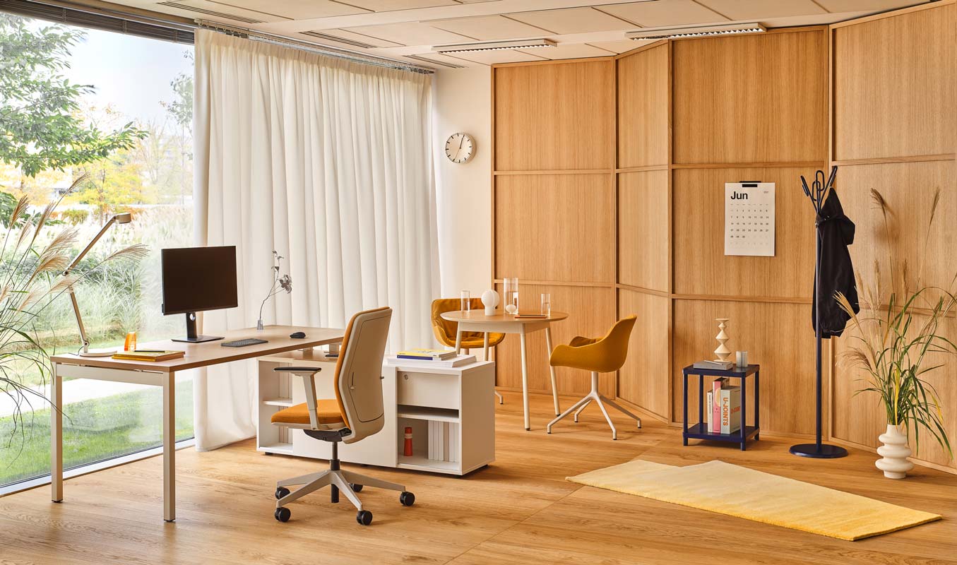 Moderner Drehstuhl Baltic Soft Duo BL5P19K von Mdd, ideal für kreative Arbeitsumgebungen, vereint ansprechendes Design mit ergonomischer Unterstützung.