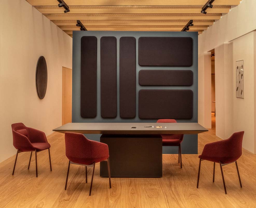 Sonic ZAK312 Akustik-Wandpaneel in eleganter Holzoptik, ideal für moderne Innenräume und zur Schallabsorption.