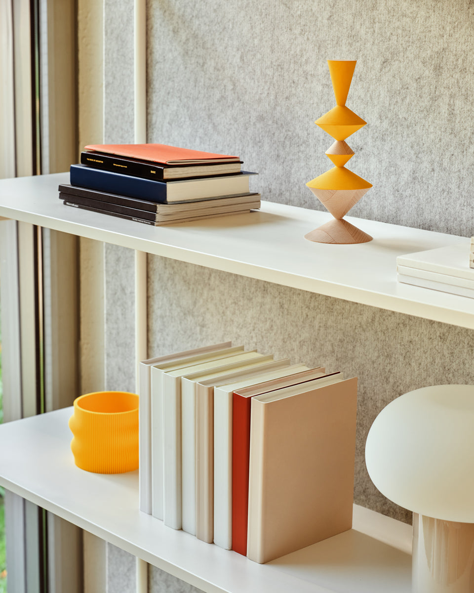 Modernes Tanca TC02 Standregal von Mdd, ideal für die Präsentation von Wohnaccessoires und zur optimalen Raumnutzung.