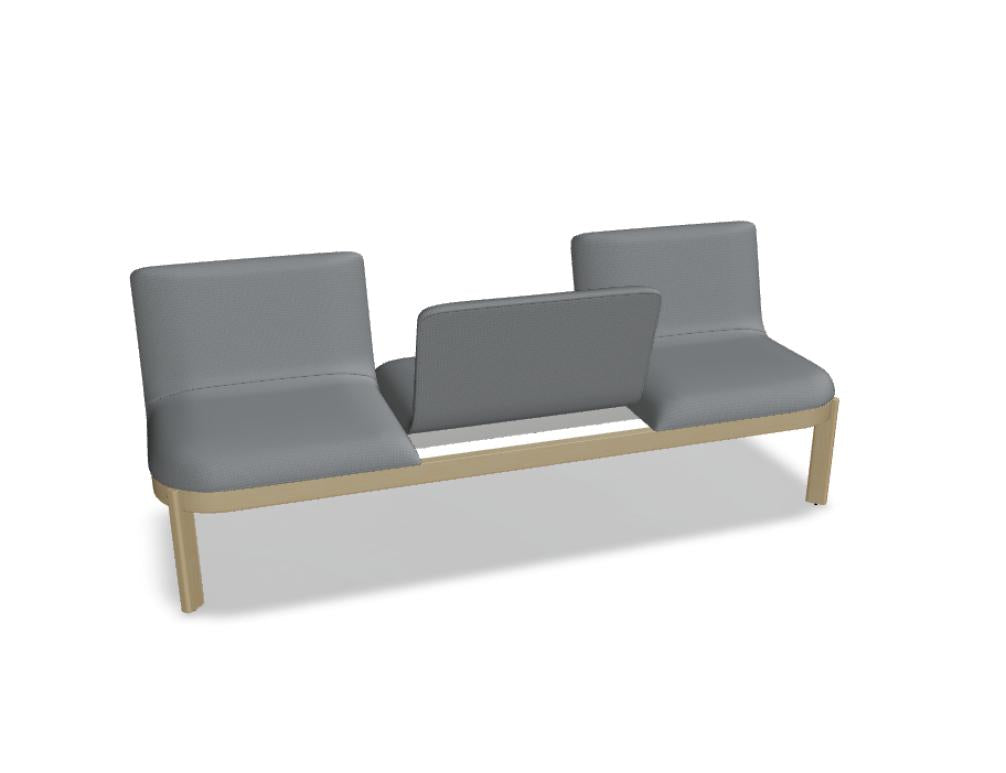 Image der Ramp RMP324-Sitzbank von Mdd in modernem, minimalistischen Braunton; Holzarmlehnen, gepolsterte Sitzfläche, neutrale Ästhetik, ideale Ergänzung für Ess- bzw. Lounge-Bereich.