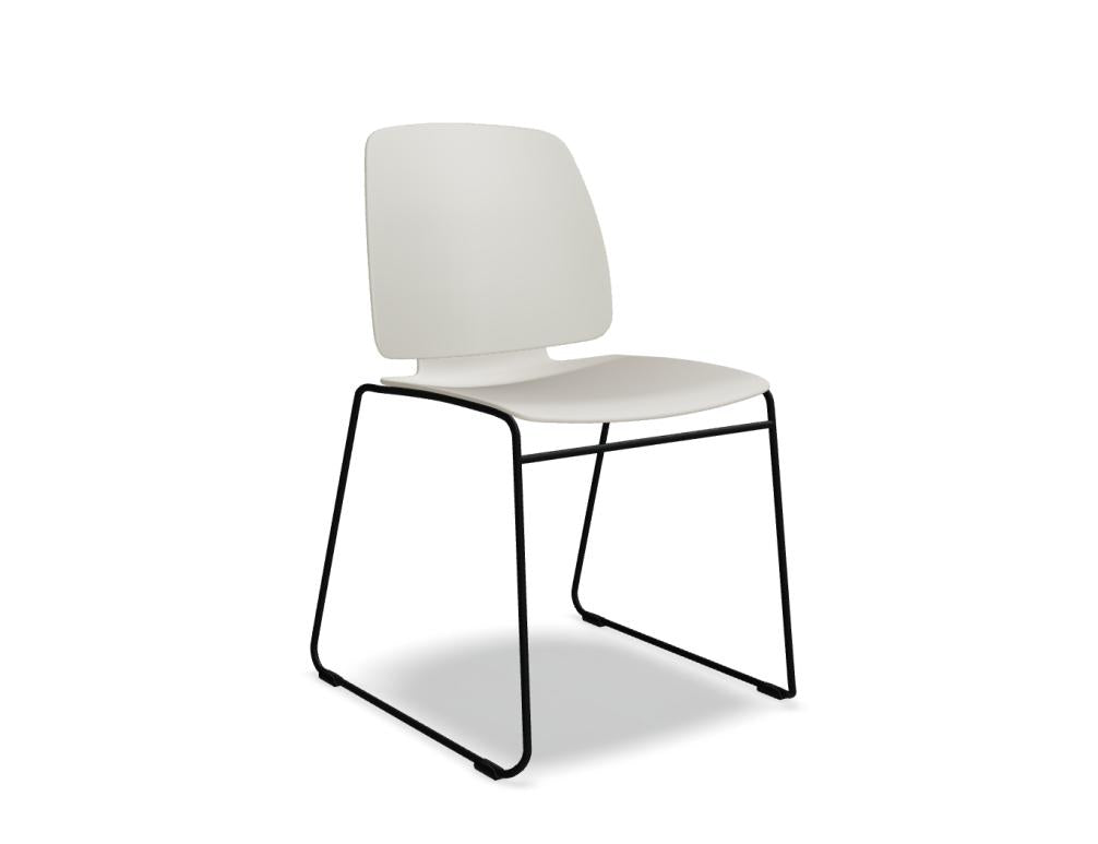 Bild zeigt den Lena LEK03 Stuhl von Mdd: elegantes, modernes Sitzmöbel mit geschwungener Rückenlehne und stabiler Basis in heller Holzoptik, geformte Polsterung in neutralem Farbton