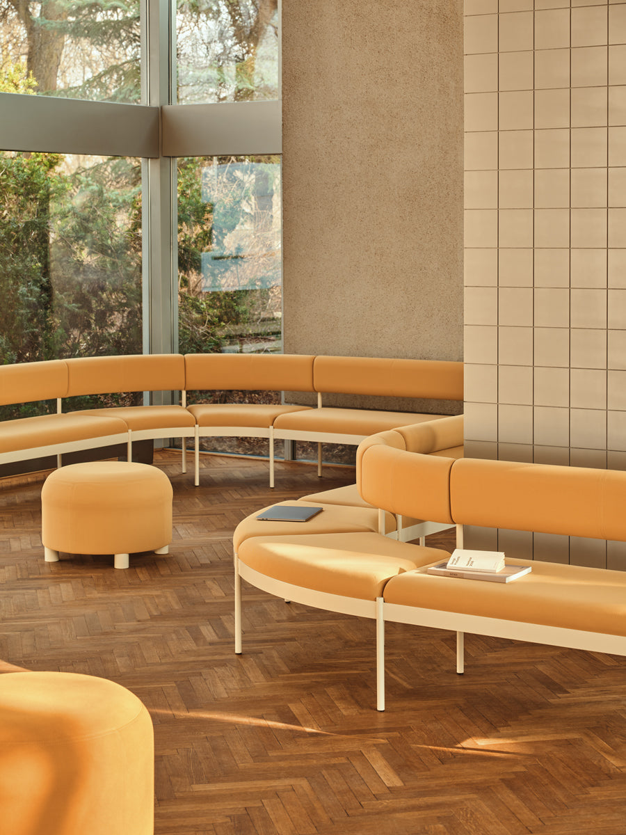 Elegantes modulares Ecksofa Nora NOR201 in stilvollem Grau, perfekt für individuelle Wohnkonzepte und vielseitige Nutzungsmöglichkeiten.