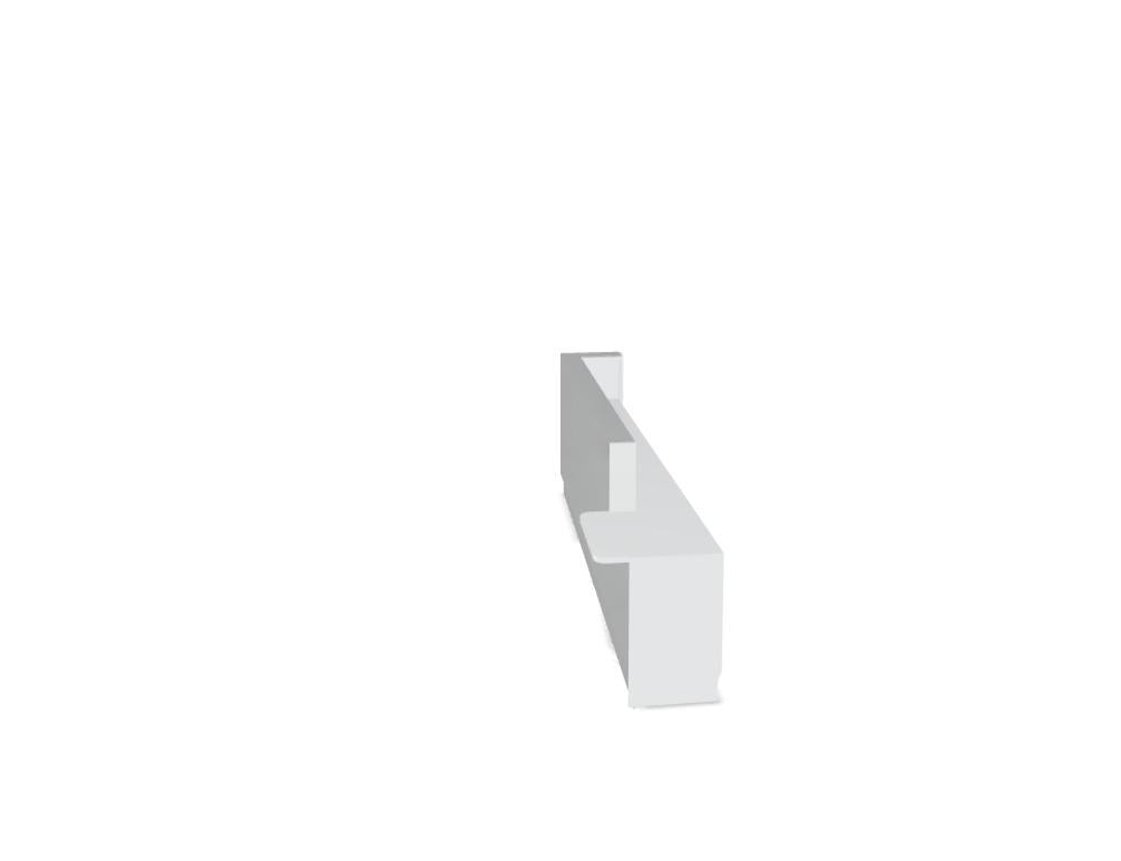 Empfangstheke Linea von Mdd mit silberner Glasfront, gebürstetem Aluminiumsockel und Edelstahl-Eckleiste, LED-Beleuchtung entlang der Theke.