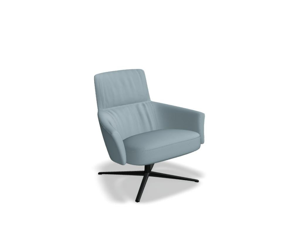 Blauer Loungesessel Toro mit gepolsterter Sitzfläche und Rückenlehne, Aluminium-Sternfussgestell in Anthrazit, niedrige Rückenlehne.
