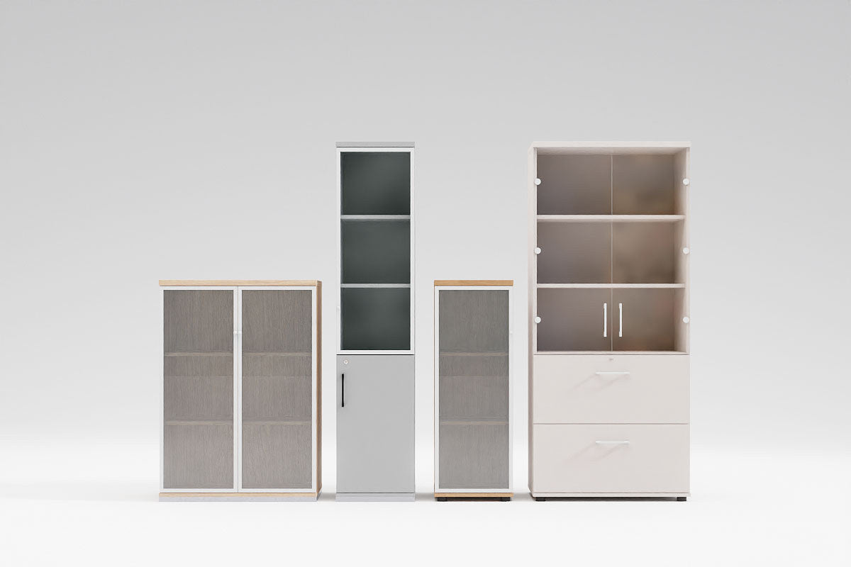 Weisse Vitrine mit zwei Glastüren aus Klarhartglas, vertikalem Aluminiumgriff und Korpus aus Melaminplatte, Modell Standard von Mdd.