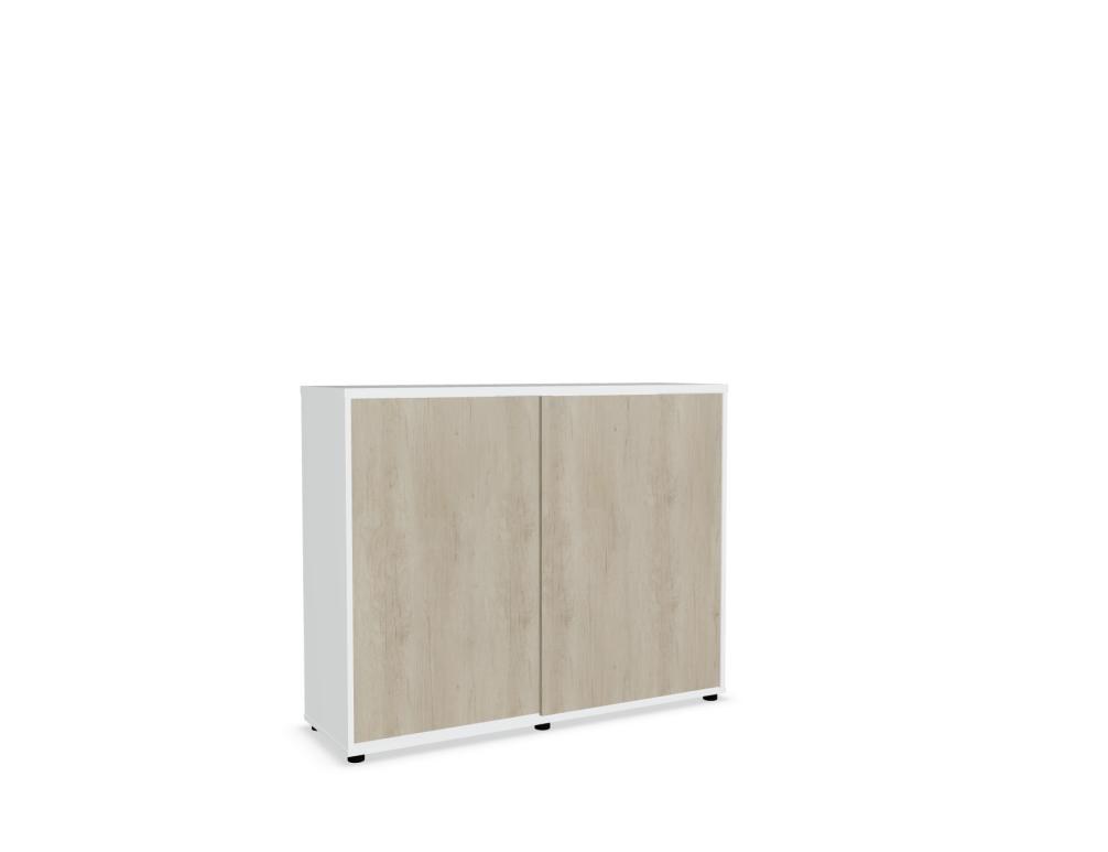 Schiebetürenschrank mit Front in Eiche Natur, Korpus und Bodenplatte in Weiss Pastell, aus Melaminplatten mit ABS-Umleimer gefertigt.