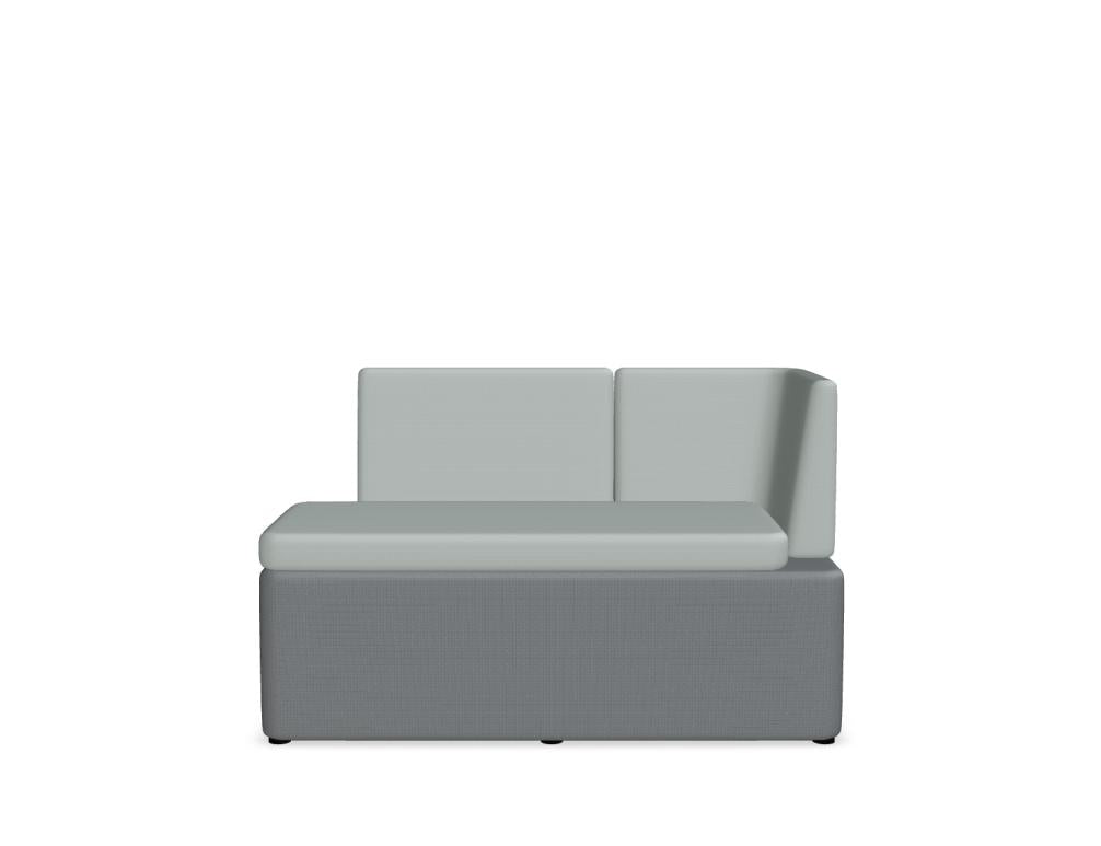 Niedriges, modulares Kaiva KAV6P-Sofa in hellem, neutralem Stoff mit eleganten geraden Linien, modular erweiterbar, ideal als gemütliche Lounge-Ecke im Wohnzimmer.