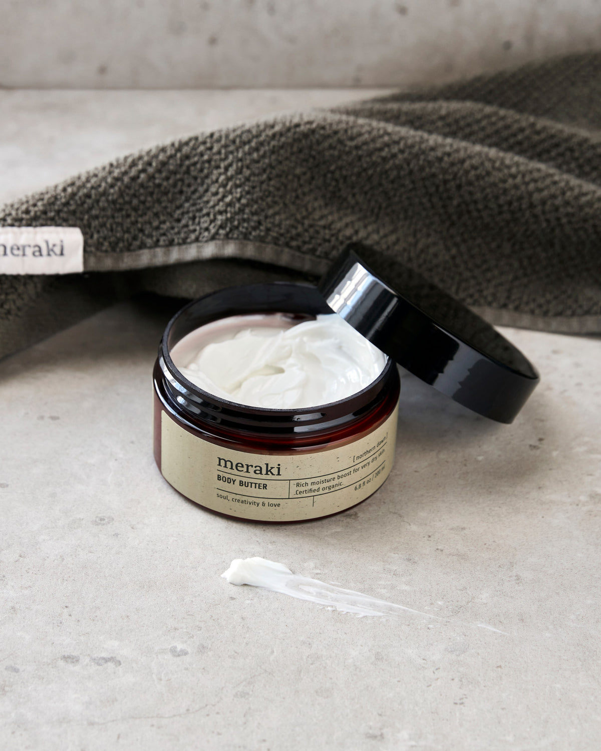 Body butter, Northern dawn in Braun präsentiert im Onlineshop von KAQTU Design AG. Körperpflege ist von Meraki