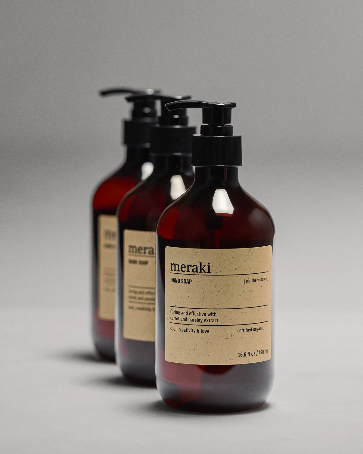 Hand soap, Northern dawn in Braun präsentiert im Onlineshop von KAQTU Design AG. Körperpflege ist von Meraki