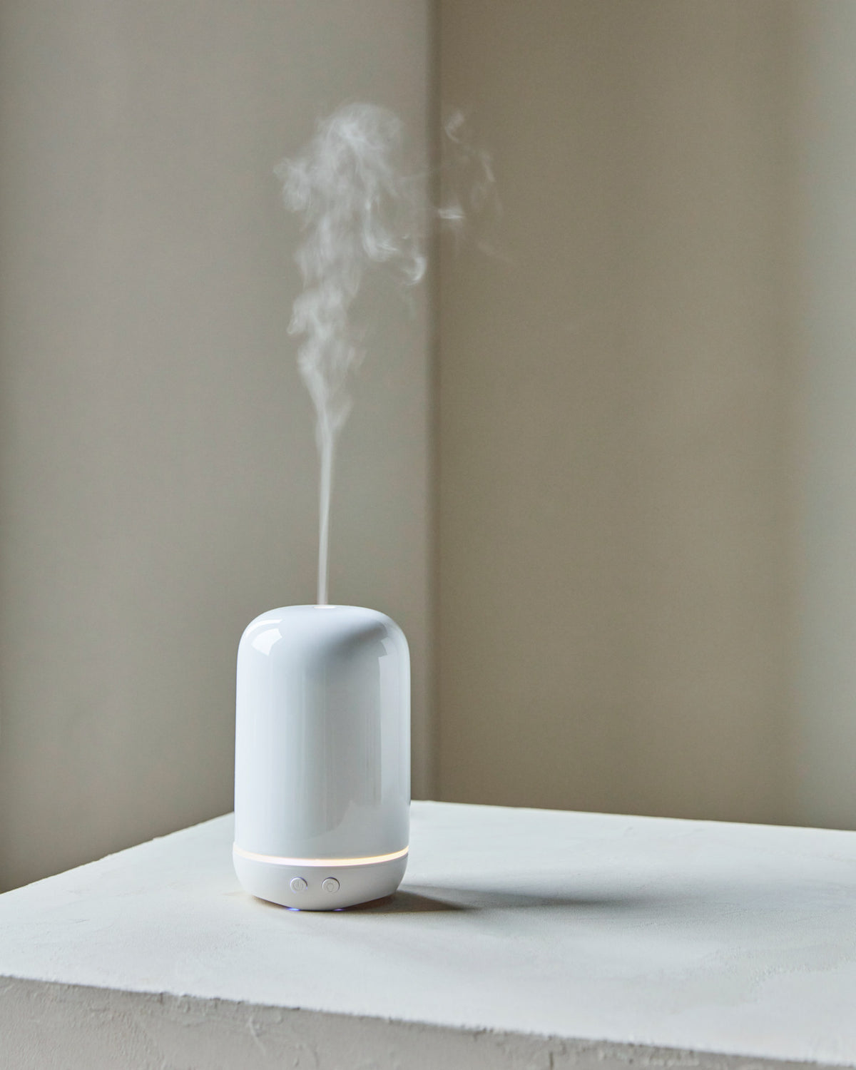 Zerstäuber für ätherische Öle, MKVitalba, Ceramic, Weiß in Weiß präsentiert im Onlineshop von KAQTU Design AG. Duftöl ist von Meraki
