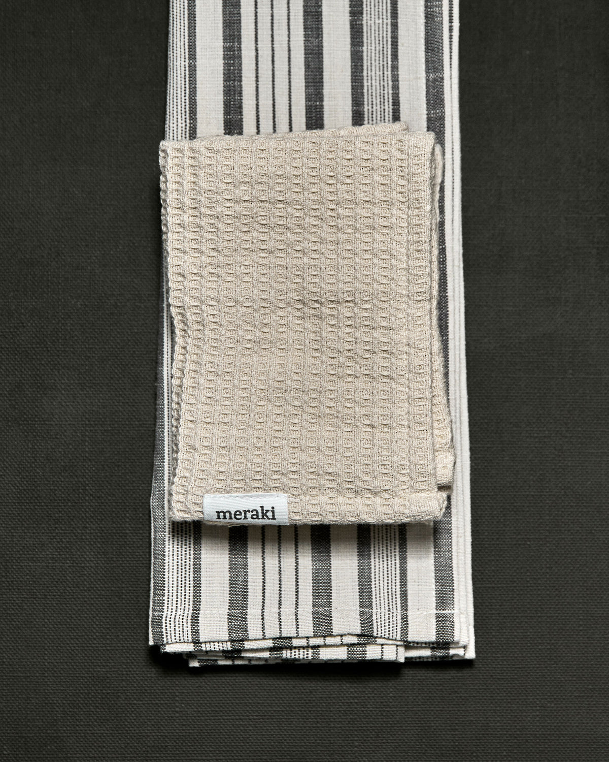 Beiges Geschirrtuch MKSolid von Meraki aus Baumwolle in rechteckiger Form