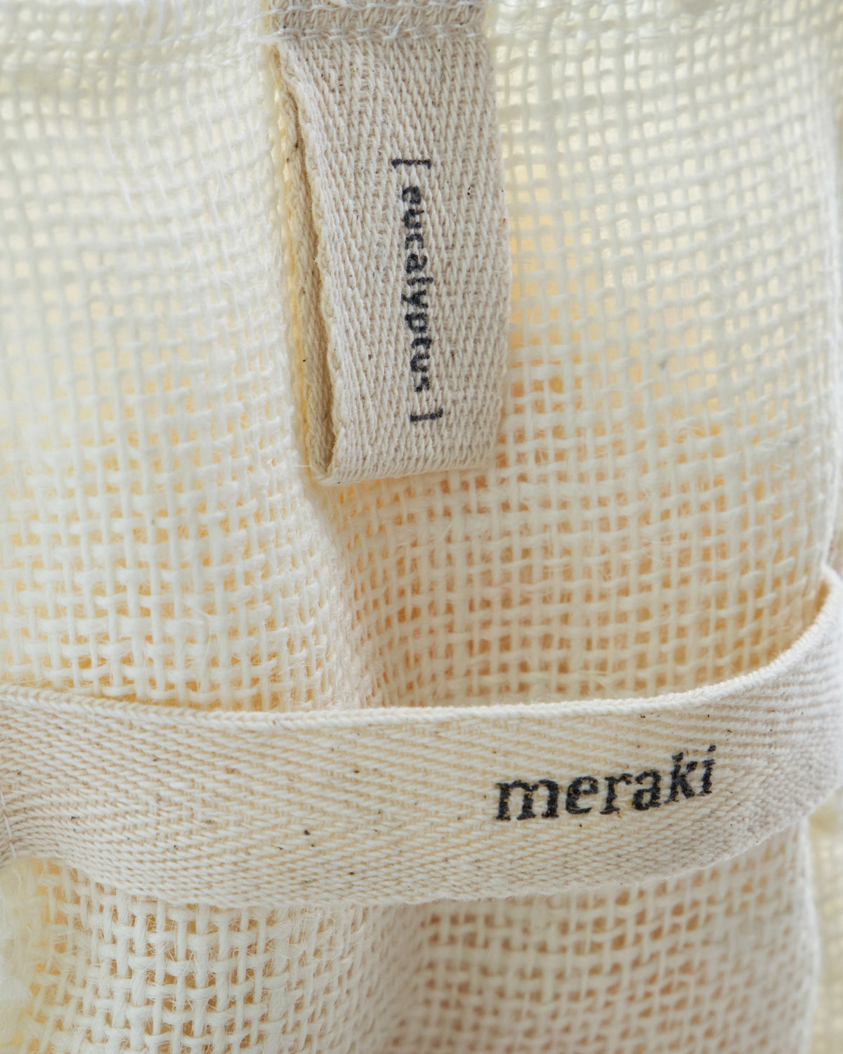 Meraki Badehandschuh Bath mitt Eucalyptus zum Peeling, Produktbild Körperpflege