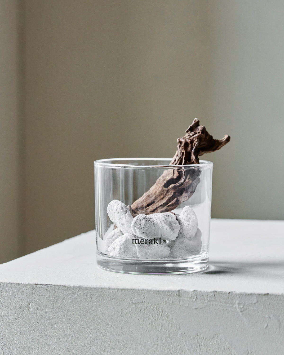 Raumduft, MKLavastone & wood, Weiß in White präsentiert im Onlineshop von KAQTU Design AG. Duftöl ist von Meraki