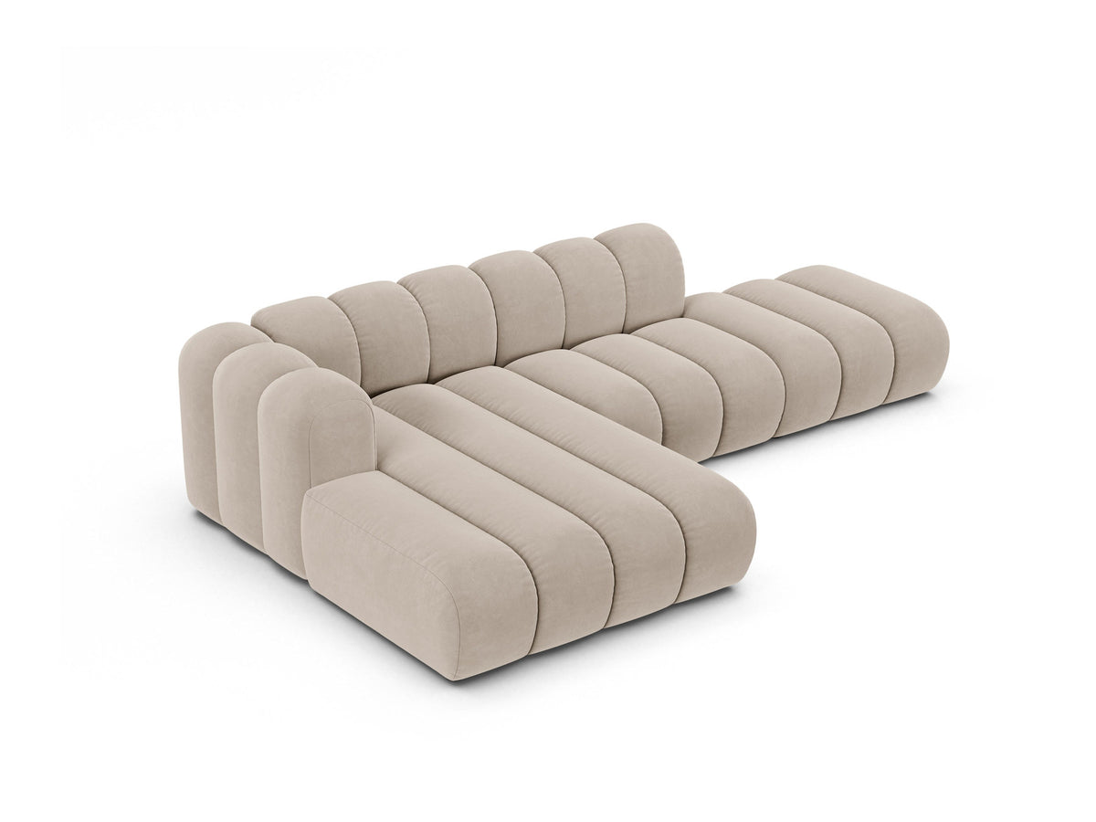 Lupine Velour modulares Ecksofa open links 5 Sitzer in Beige-Salvador präsentiert im Onlineshop von KAQTU Design AG. L-Sofa links ist von Micadoni