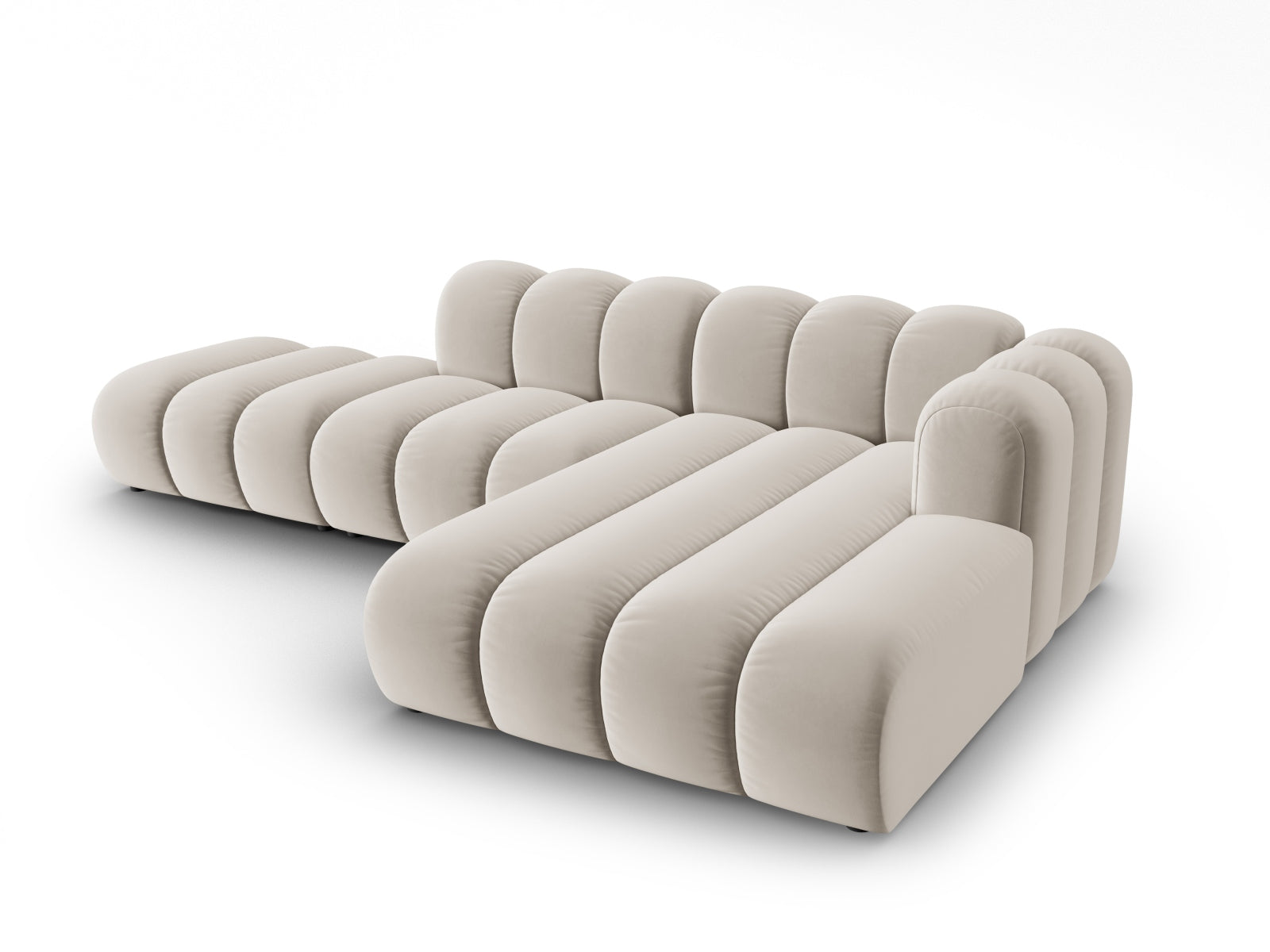 Beige modulares Ecksofa von Micadoni, 5-Sitzer, offen rechts, aus Velours, perfekt für moderne Wohnkonzepte und gemütliche Atmosphäre.