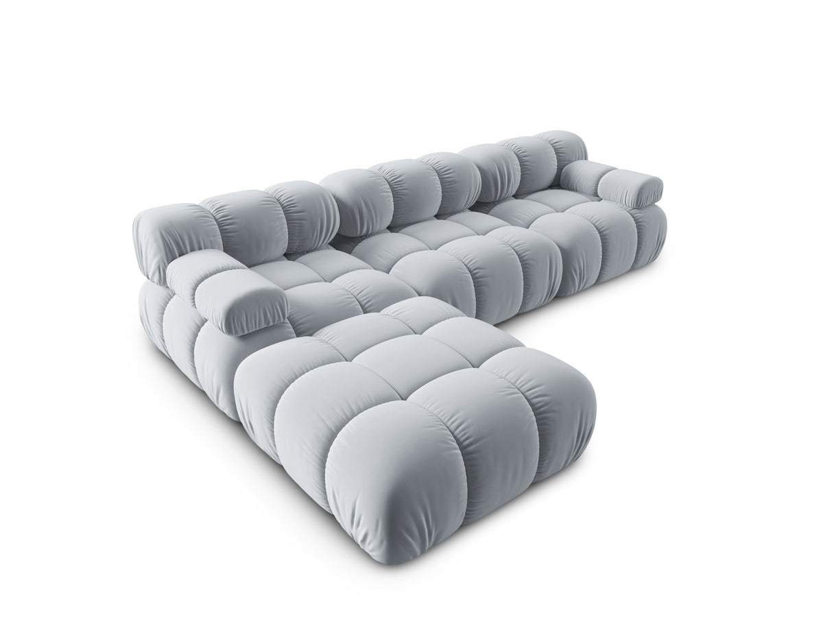 Bellis Velour modulares Sofa 4 Sitzer 188cm in Light Blue-Bluvel präsentiert im Onlineshop von KAQTU Design AG. 3er Sofa ist von Micadoni