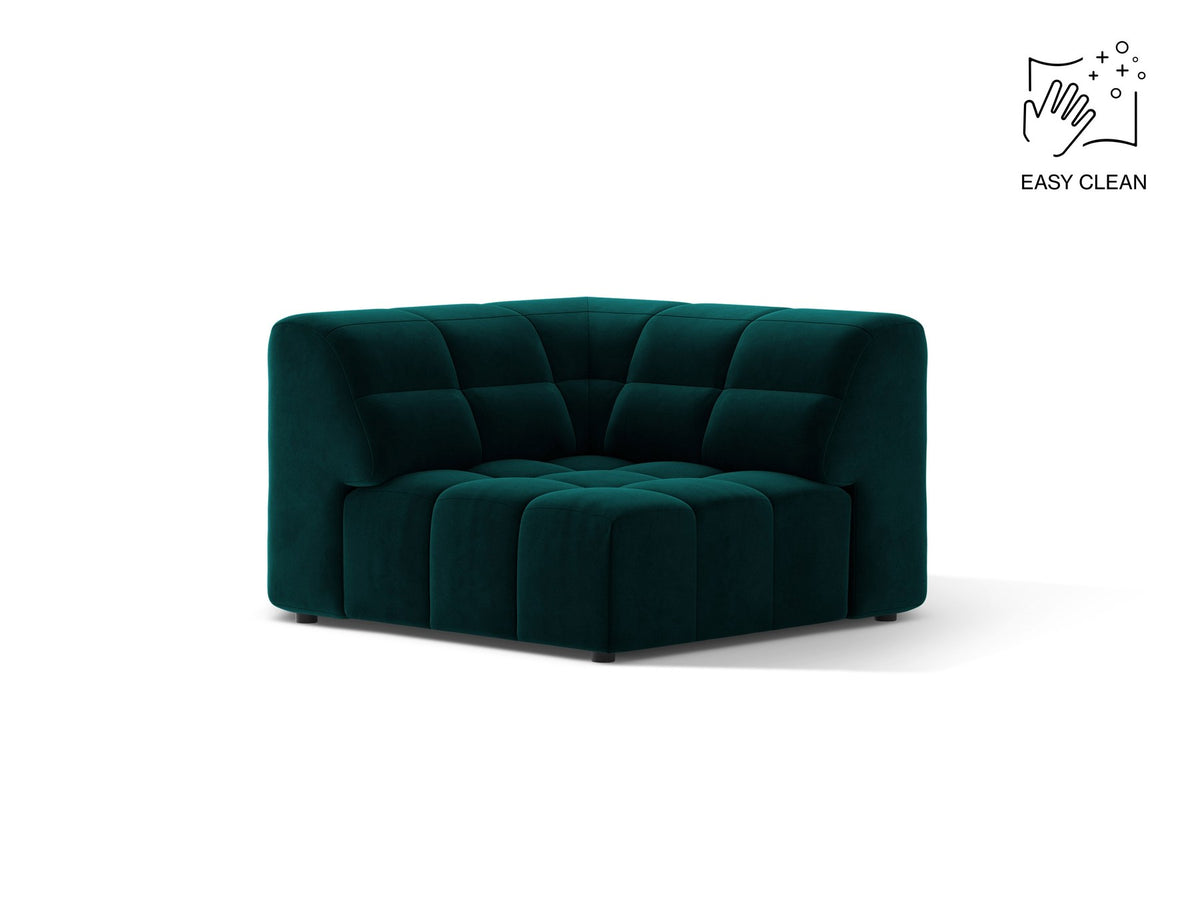 Eckmodul eines modularen Sofas in leichtem Beige mit Chenille-Bezug Eden, schwarzen Kunststoffbeinen und niedriger Rückenlehne.
