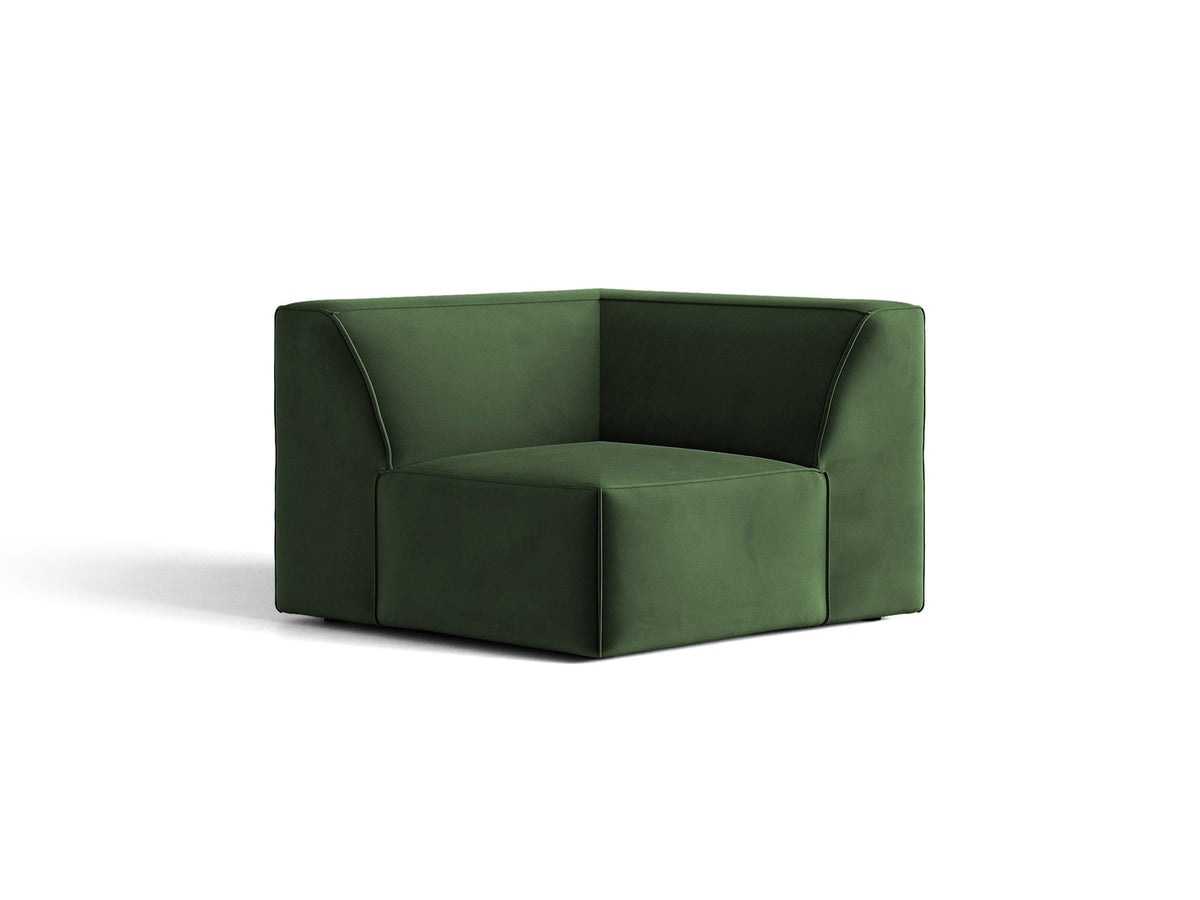 Eckmodul Jodie von Micadoni in leichtem Beige, Venus-Samtstoff, schwarze Kunststoffbeine, Teil eines modularen Sofasystems.