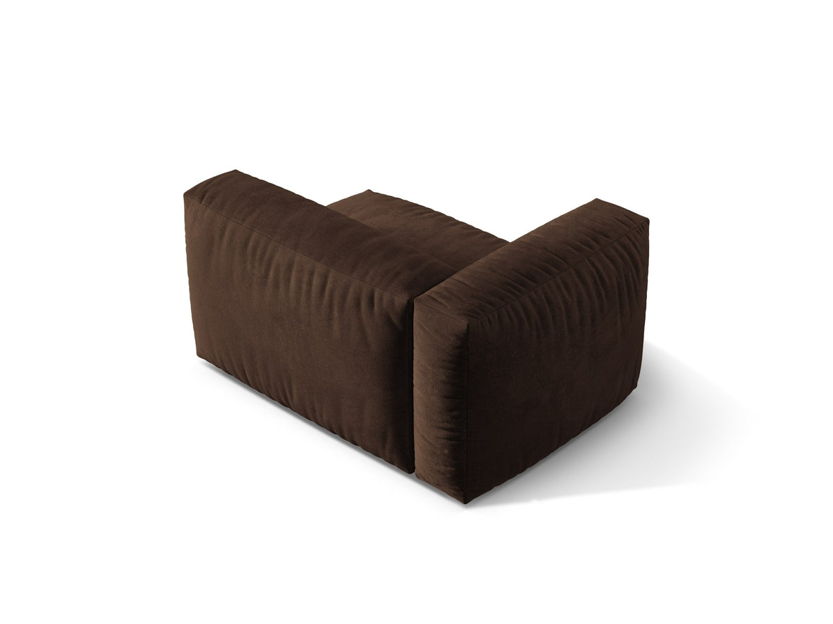 Foto des Martina Breiter Einzelsitzes von Micadoni: modulares Sofa-Element in Schokolade mit schwarzen Kunststoffbeinen und Polyester-Bezug.