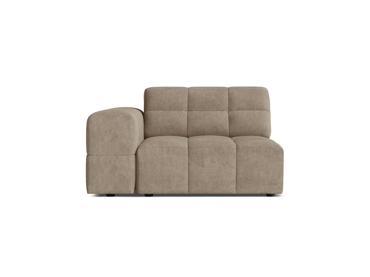 Sofamodul Jennifer links, 106cm breit, in leichtem Beige, Chenille-Stoff mit 3D-Effekt, schwarze Kunststoffbeine, Ansicht schräg von vorne.