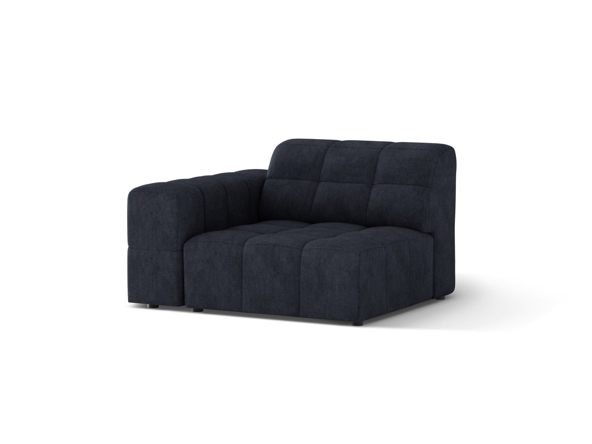 Modulares Sofa Jennifer von Micadoni in leichtem Beige mit Chenille-Stoffbezug, schwarzen Kunststoffbeinen und niedriger Rückenlehne.
