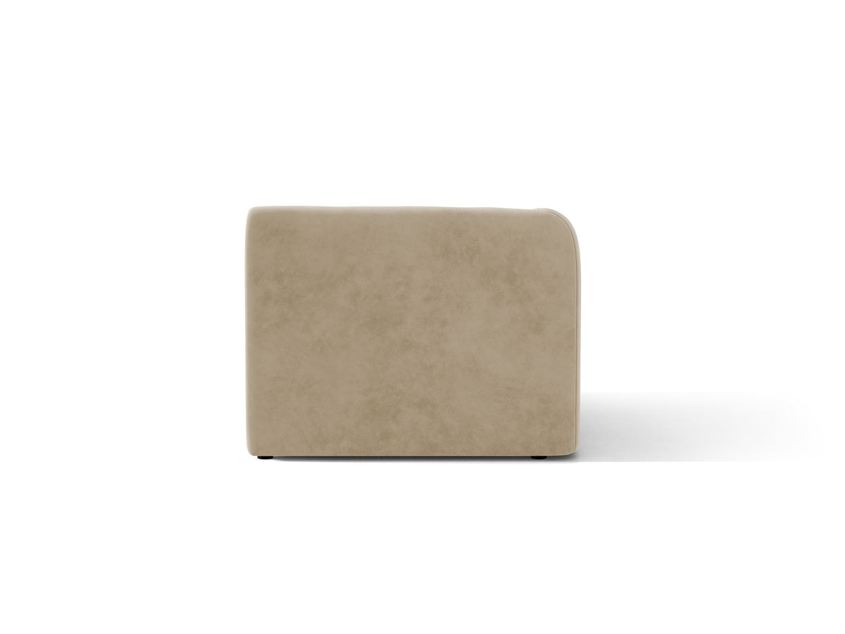 Dunkelbeiger Einsitzer aus der modularen Miley-Sofa-Serie von Micadoni, Bezug aus Bluvel-Stoff, schwarze Kunststofffüsse, kompakte quadratische Form.