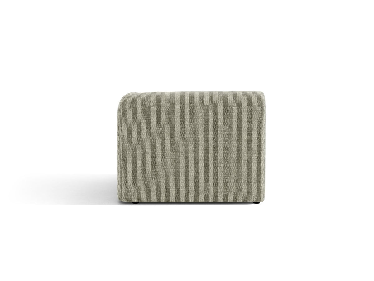 Miley Einsitzer von Micadoni: modulares Sofa-Modul in Dunkelbeige mit Stoffbezug Bluvel 30, schwarzen Kunststoffbeinen und gepolsterter Rückenlehne.