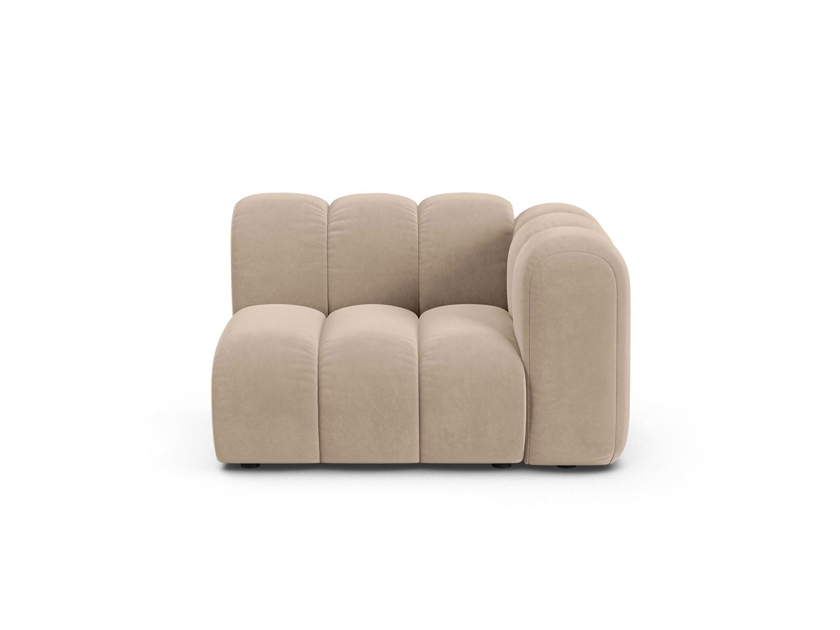 Produktfoto des Lupine Einsitzers von Micadoni: modulares Sofa mit beigem Venus-Stoffbezug und schwarzen Kunststoffbeinen.