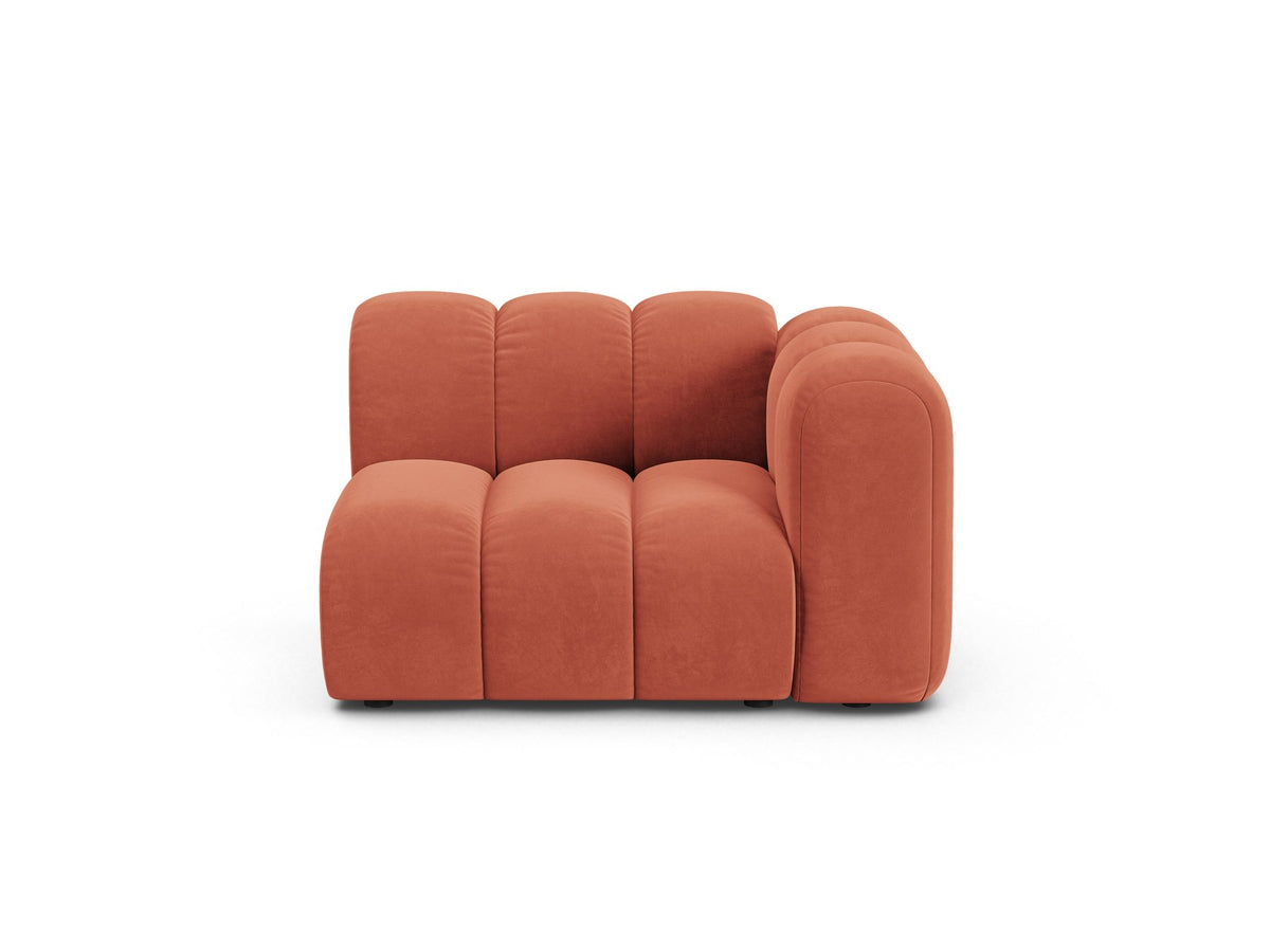 Produktfoto des Lupine Einsitzers von Micadoni: modulares Sofa mit beigem Venus-Stoffbezug und schwarzen Kunststoffbeinen.