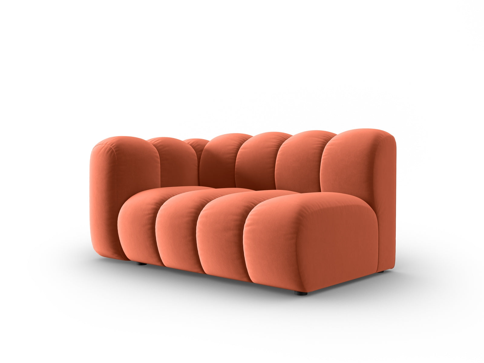 Elegantes Lupine Velour 2-Sitzer Sofa in Coral-Salvador, ideal für moderne Wohnräume, präsentiert von Micadoni.