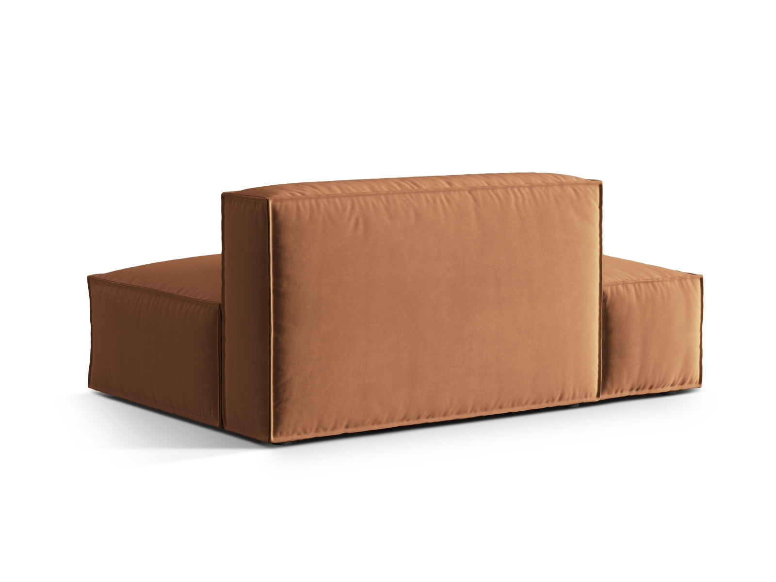 Elegantes 3-Sitzer Sofa Nuria Velour in warmem Honey-Paris, ideal für stilvolle Wohnräume und entspannte Stunden.