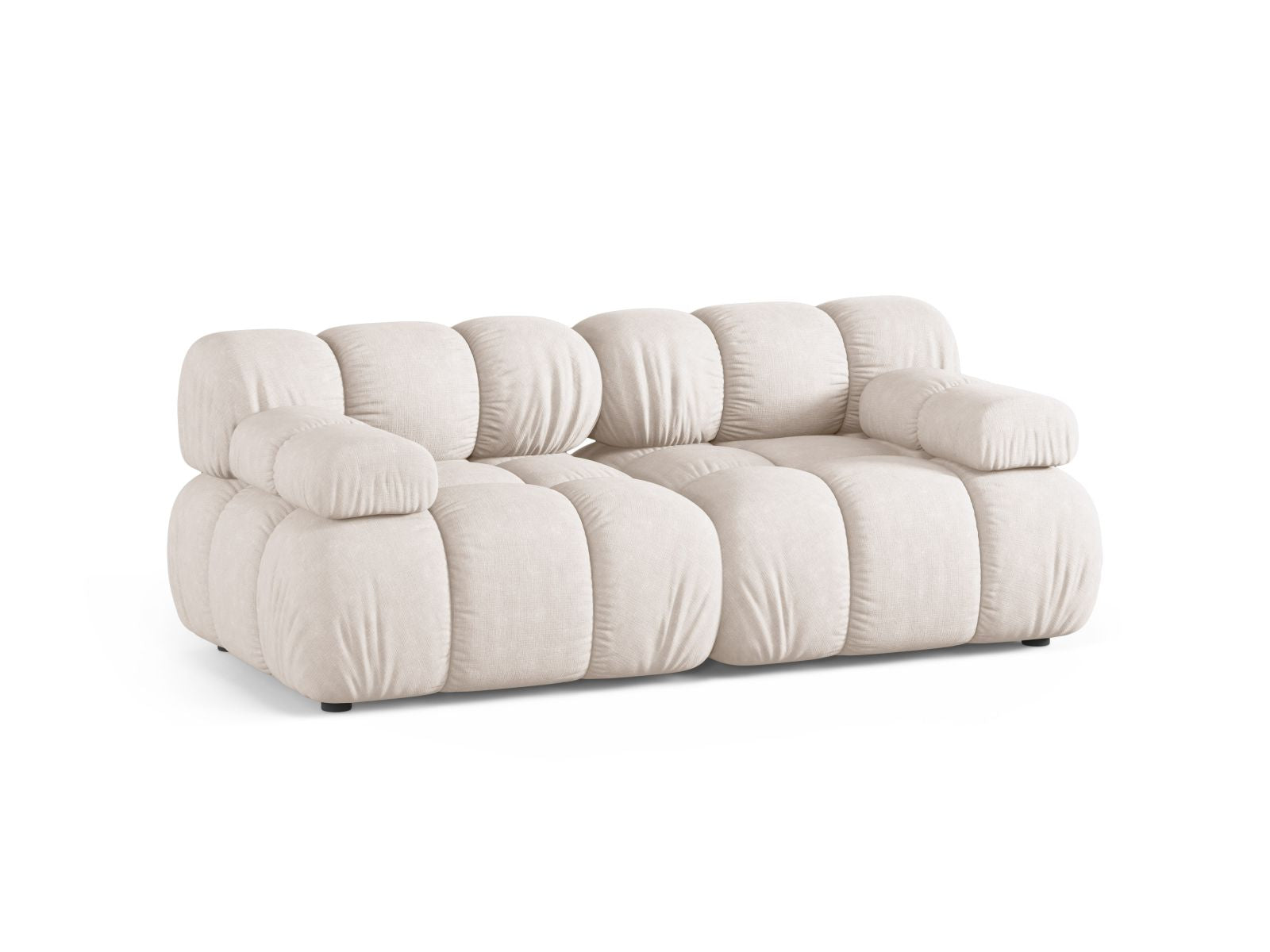 Beige 2-Sitzer Sofa Bellis von Micadoni, modernes und elegantes Design, ideal für stilvolle Wohnräume, präsentiert von KAQTU Design AG.