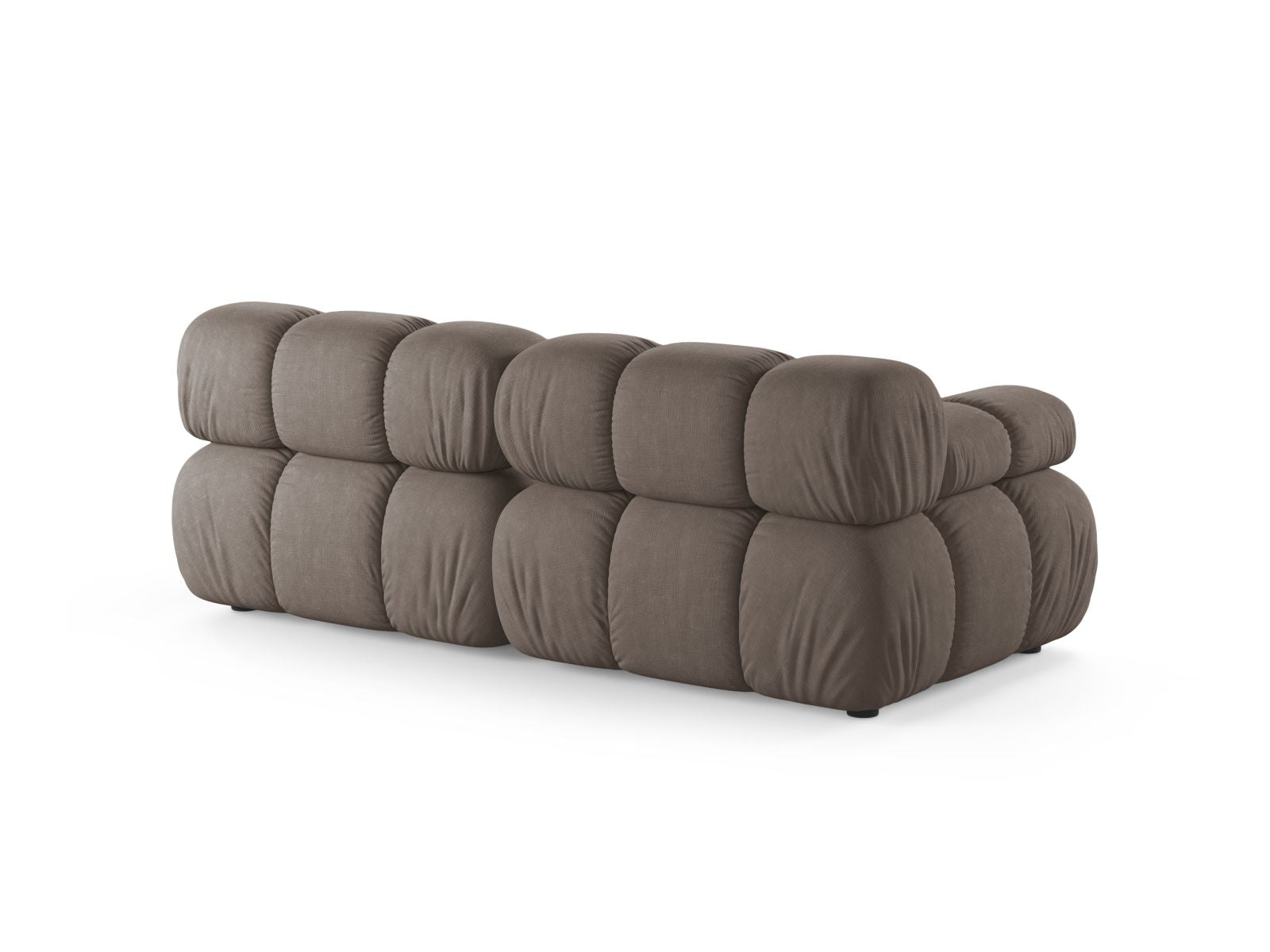 Elegantes 2-Sitzer Sofa Bellis in stilvollem Cappuccino-Liberty, ideal für stilvolle Wohnräume und entspannte Momente.