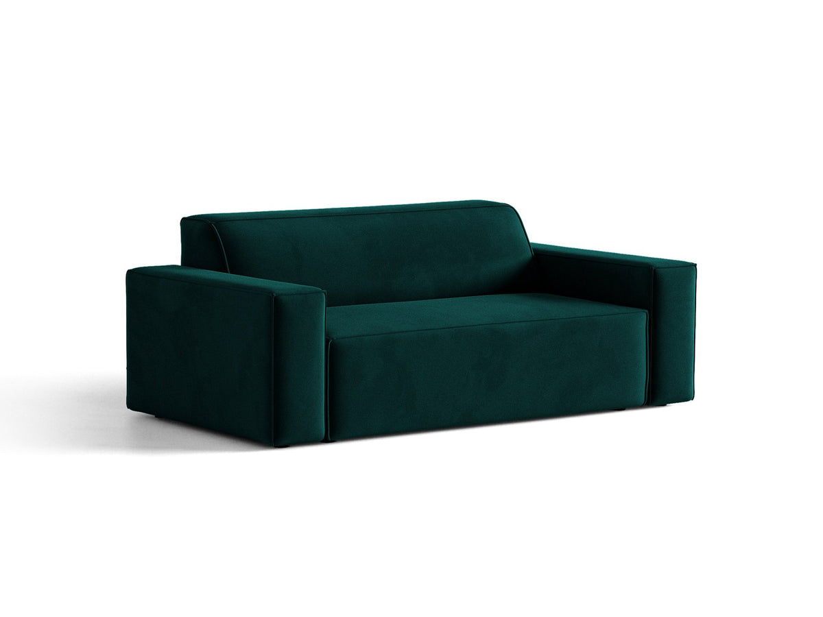 Zweisitzer-Sofa Jodie von Micadoni mit beigem Samtbezug, schwarzen Kunststoffbeinen und gepolsterter Rückenlehne, Frontalansicht.