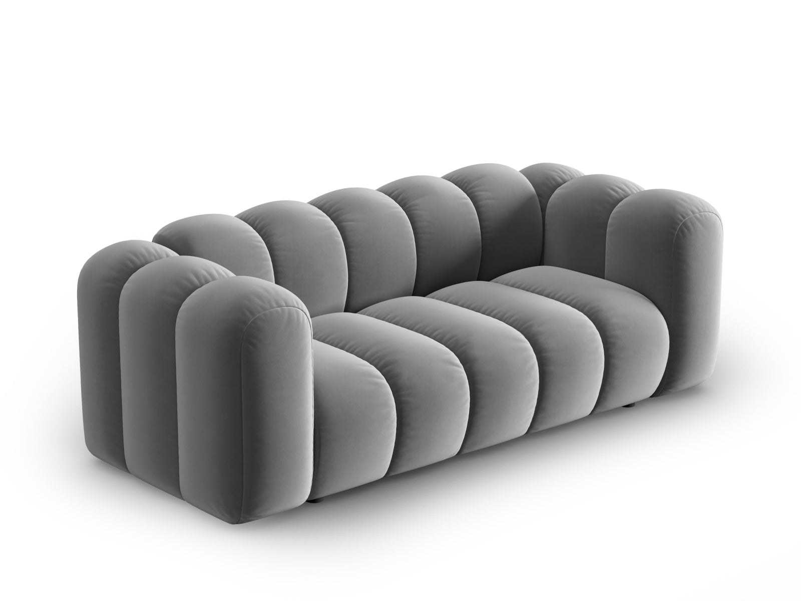 Elegantes Lupine Velour Sofa für zwei Personen in stilvollem Grau, ideal für moderne Wohnräume und gemütliche Abende.