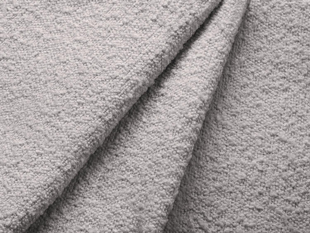 Jodie Boucle Sofa mit Schlaffunktion und Stauraumbox 3 Sitzer in Light Grey-Baloo präsentiert im Onlineshop von KAQTU Design AG. Bettsofa ist von Micadoni