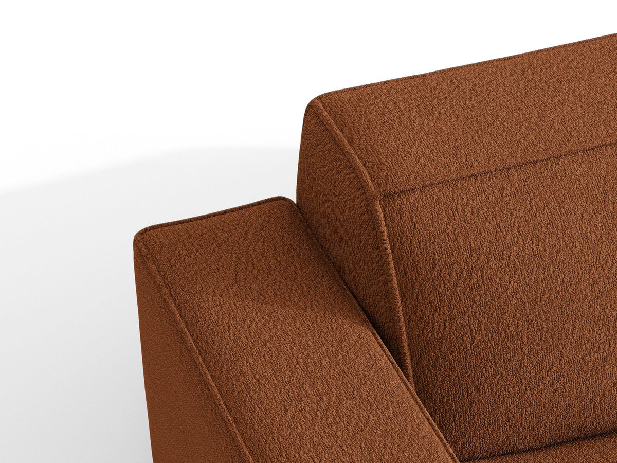 Braunes 3er Sofa Jodie von Micadoni mit Stoffbezug, schwarzen Kunststoffbeinen, ausklappbarer Bettfunktion und integriertem Stauraum im Sitzbereich.