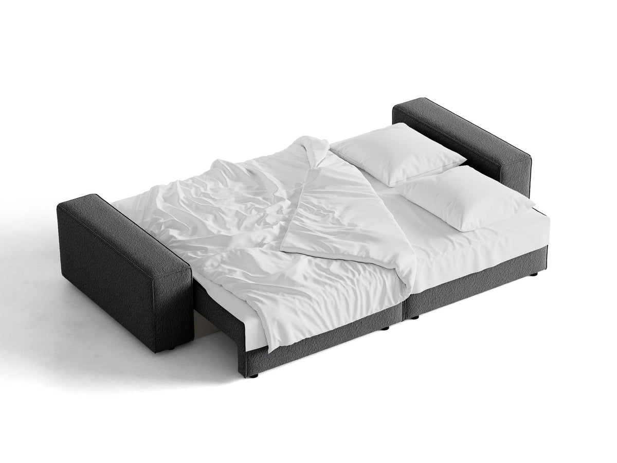 Braunes 3er Sofa Jodie von Micadoni mit Stoffbezug, schwarzen Kunststoffbeinen, ausklappbarer Bettfunktion und integriertem Stauraum im Sitzbereich.