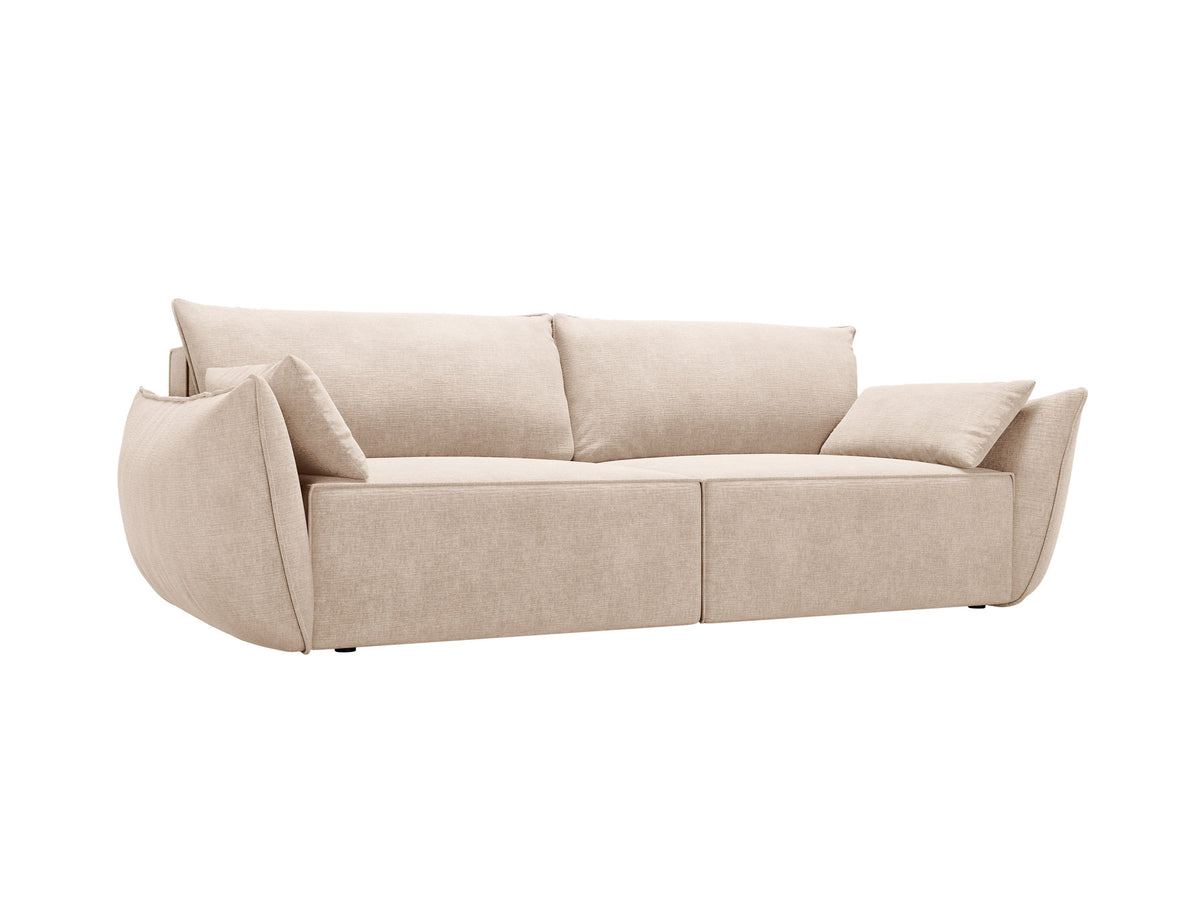 3-Sitzer Sofa Kaelle von Micadoni in leichtem Beige mit Chenille-Bezug, Bettkasten und schwarzen Kunststoffbeinen, Frontalansicht.